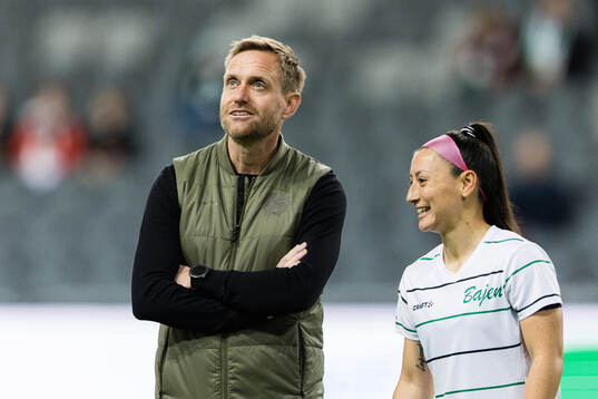 Hammarbys tränare Martin Sjögren och Hammarbys Katrina