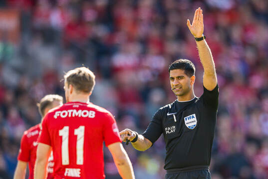 Mohammad Usman Aslam, referee