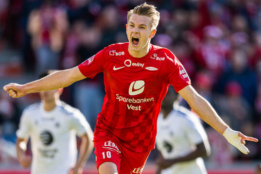 Bläddra bland fler bilder av Football, Eliteserien, Brann - Odd