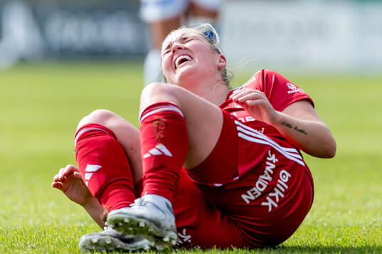 Piteås Ronja Aronsson grinar illa