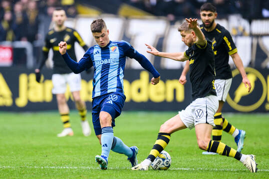 Djurgårdens Samuel Dahl och AIKs Anton Salétros