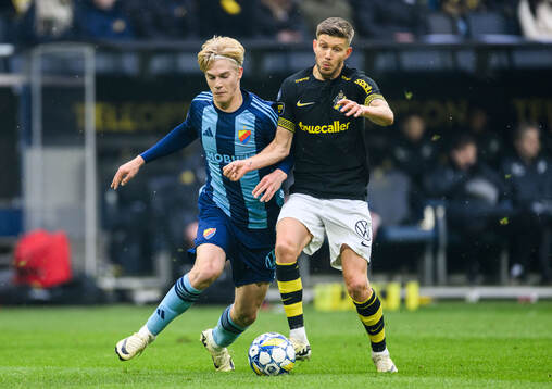 Djurgårdens Lucas Bergvall och AIKs Anton Salétros