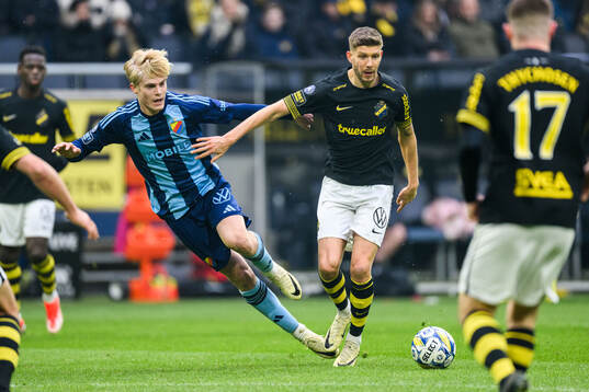Djurgårdens Lucas Bergvall och AIKs Anton Salétros