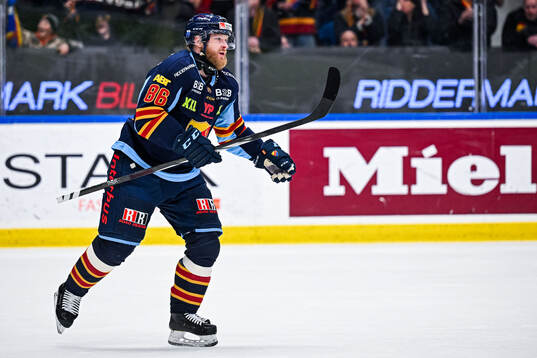 Djurgårdens Linus Klasen jublar