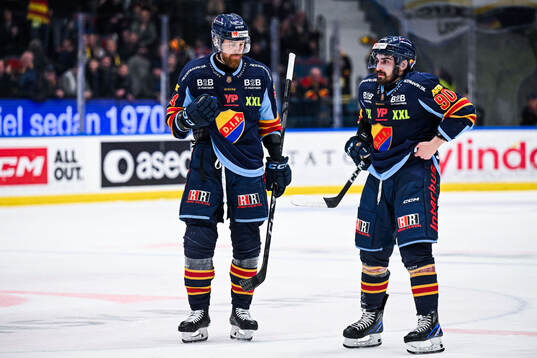 Djurgårdens Daniel Brodin och Kevin Karlsson deppar