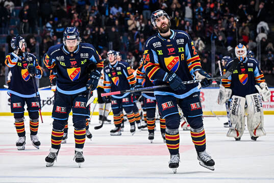 Djurgårdens Olle Liss och Ludvig Rensfeldt deppar