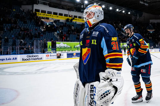Djurgårdens Viktor Andrén deppar
