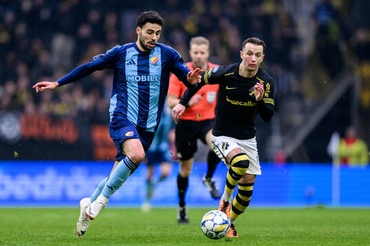 Djurgårdens Deniz Hummet  och AIKs Bersant Celina