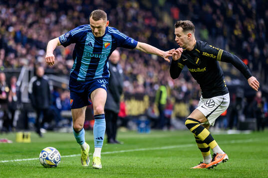 Djurgårdens Piotr Johansson och AIKs Bersant Celina