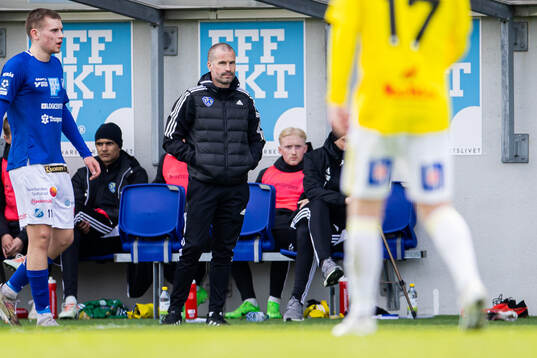 Falkenbergs tränare Christoffer Andersson