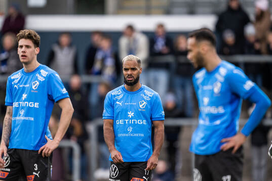 Halmstads Gabriel Wallentin, Phil Ofosu-Ayeh och Vinicius