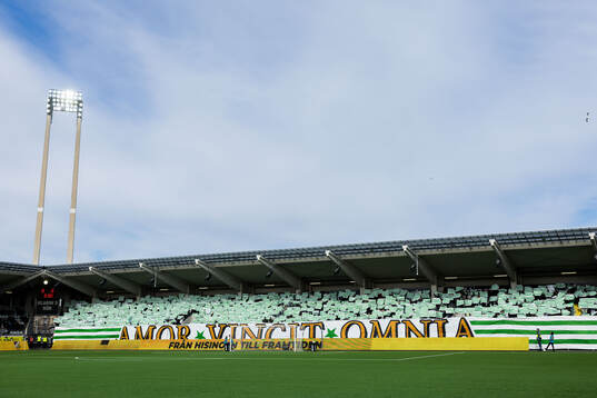 Hammarbys supportrar med tifo