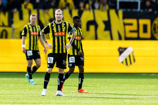 Häckens Simon Gustafson deppar