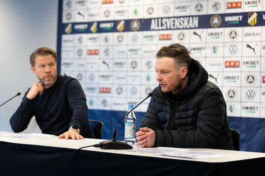 Hammarbys tränare Kim Hellberg och Häckens tränare Pål