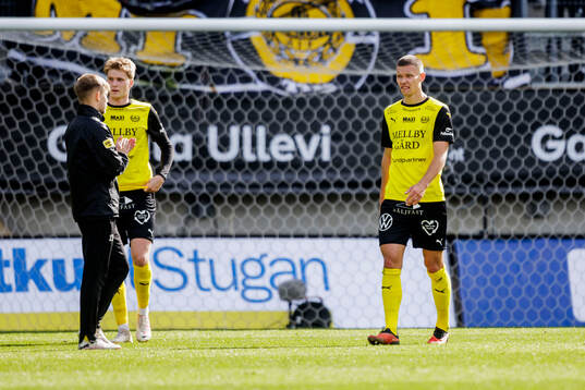 Mjällbys Arvid Brorsson deppar  fotbollsmatchen i