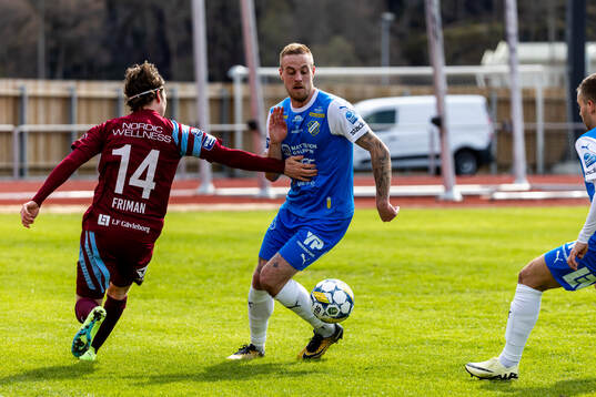 Gefles Sebastian Friman och IK Oddevolds Filip Karlin