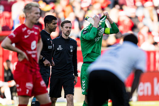 Andre Hansen of Odd looks dejected