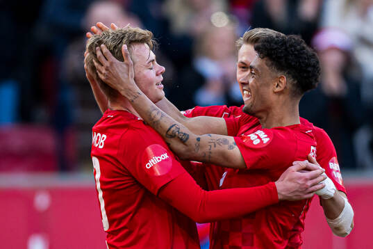 Aune Heggebø of Brann celebrates