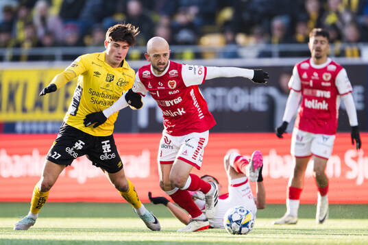Elfsborgs Besfort Zeneli och Kalmars Robert Gojani
