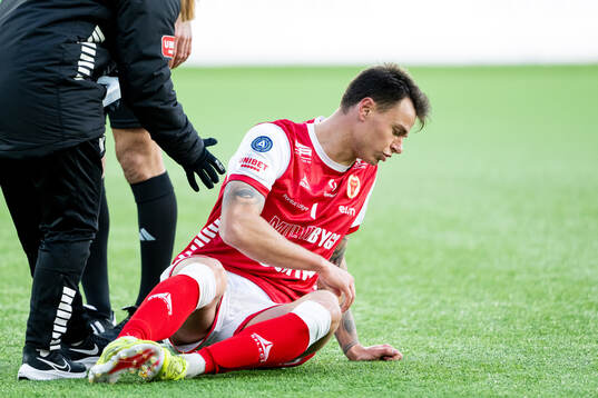 Kalmars Melker Hallberg har ont