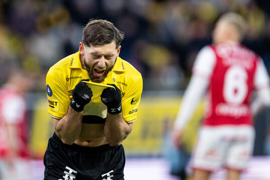 Elfsborgs Arber Zeneli deppar