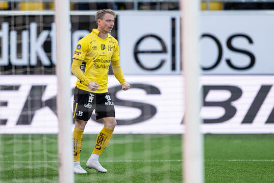 Elfsborgs Simon Hedlund jublar