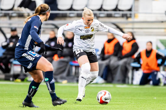 Bläddra bland fler bilder av Fotboll, Damallsvenskan, Linköping - Häcken