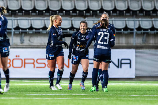 Linköpings Michelle De Jongh jublar