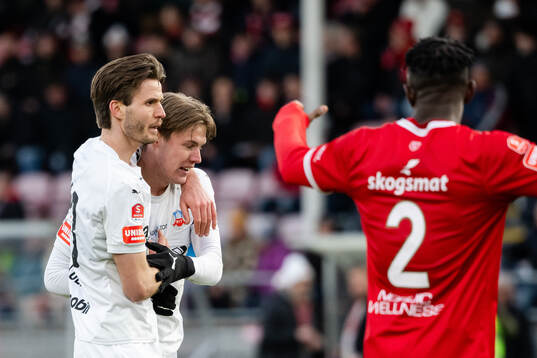 Helsingborgs Wilhelm Loeper och Taylor Silverholt jublar