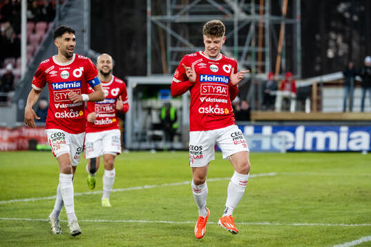 Degerfors Gustav Lindgren jublar