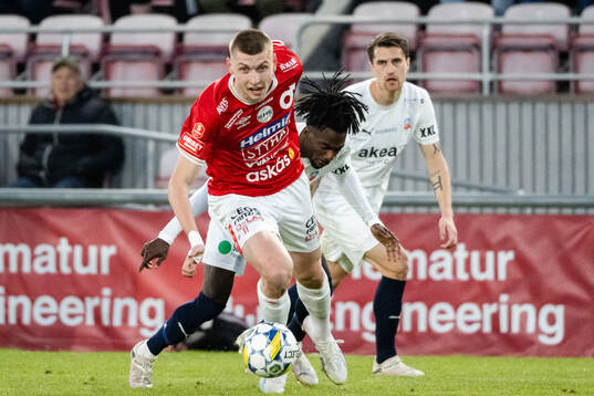 Degerfors Adi Fisic och Helsingborgs Benjamin Acquah