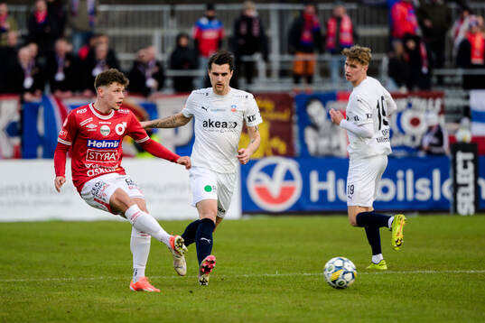 Degerfors Gustav Lindgren och Helsingborgs Jon Birkfeldt