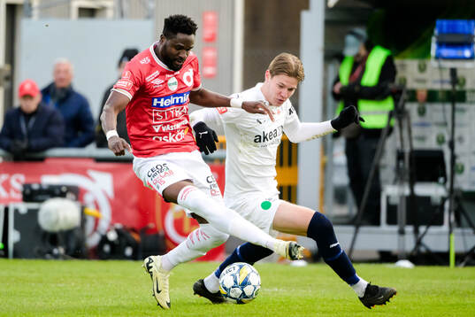 Degerfors Nasiru Moro och Helsingborgs Taylor Silverholt