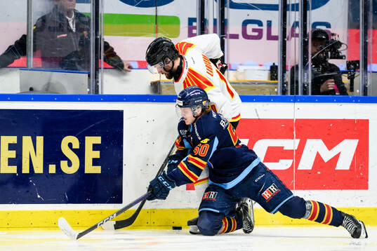 Brynäs Johan Larsson och Djurgårdens Melvin Wersäll