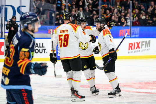 Brynäs Greg Scott jublar