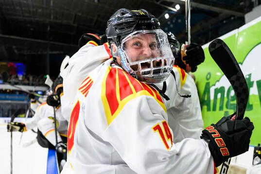 Brynäs Chad Billins jublar