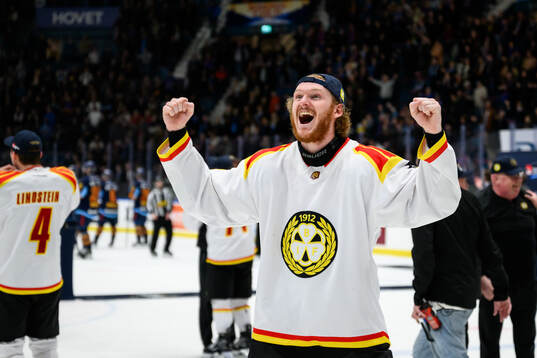 Brynäs Oskar Kvist jublar
