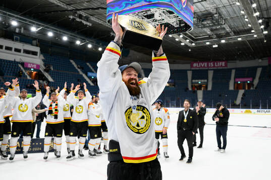 Brynäs Jordie Benn  jublar