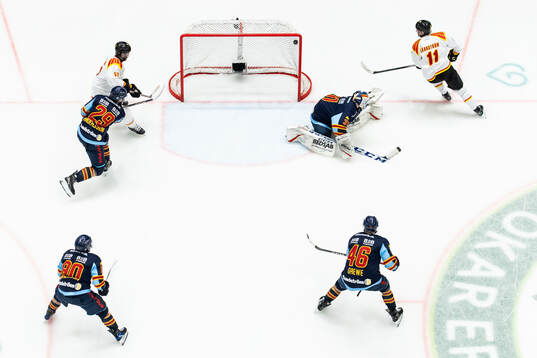 Brynäs Oliver Tärnström gör 0-3 på Djurgårdens