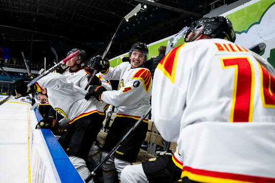 Brynäs Theo Lindstein jublar