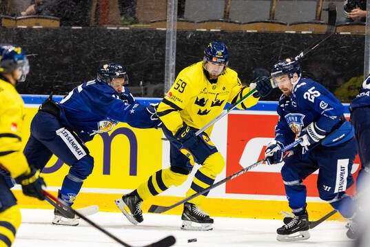 Linus Johansson of Sweden against Juha Jääskä and Pekka