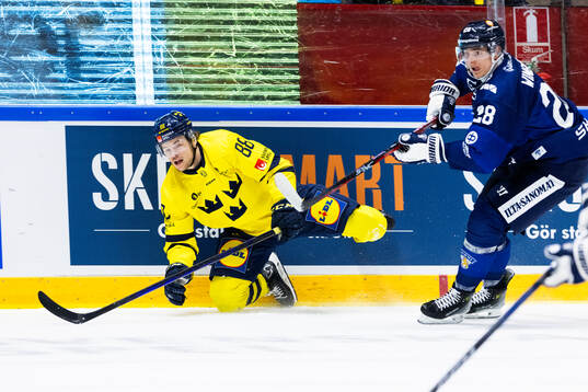 Malte Strömwall of Sweden and Tobias Winberg of Finland