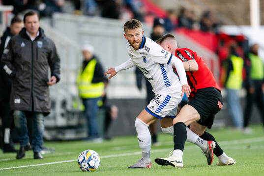 Sirius Dennis Widgren och Brommapojkarnas Rasmus Örqvist