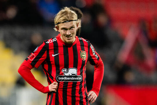 Bläddra bland fler bilder av Fotboll, Allsvenskan, Brommapojkarna - Sirius
