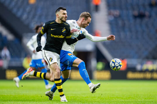 AIKs Ioannis Pittas och Värnamos Gustav Engvall