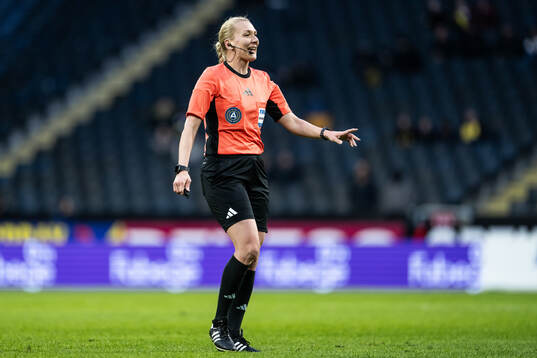 Domare Tess Olofsson