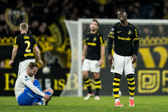 AIKs Ismaila Coulibaly och Värnamos Gustav Engvall