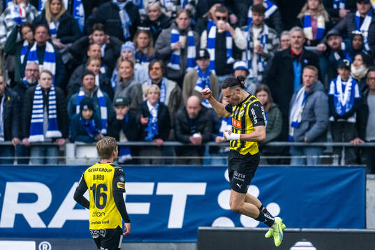 Häckens Pontus Dahbo och Amor Layouni jublar