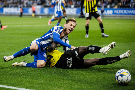 IFK Göteborgs Arbnor Mucolli och Häckens Zeidane Inoussa