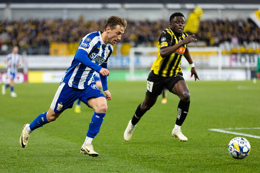 IFK Göteborgs Arbnor Mucolli och Häckens Zeidane Inoussa
